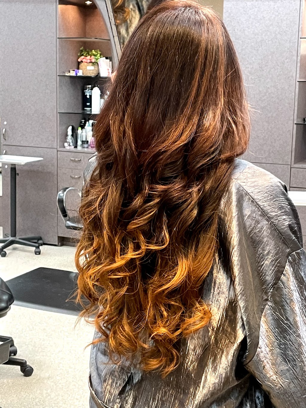 King Extensions & Fashion | 9934 Vanguard Dr, Sacramento, CA 95827, USA | Phone: (916) 699-0416