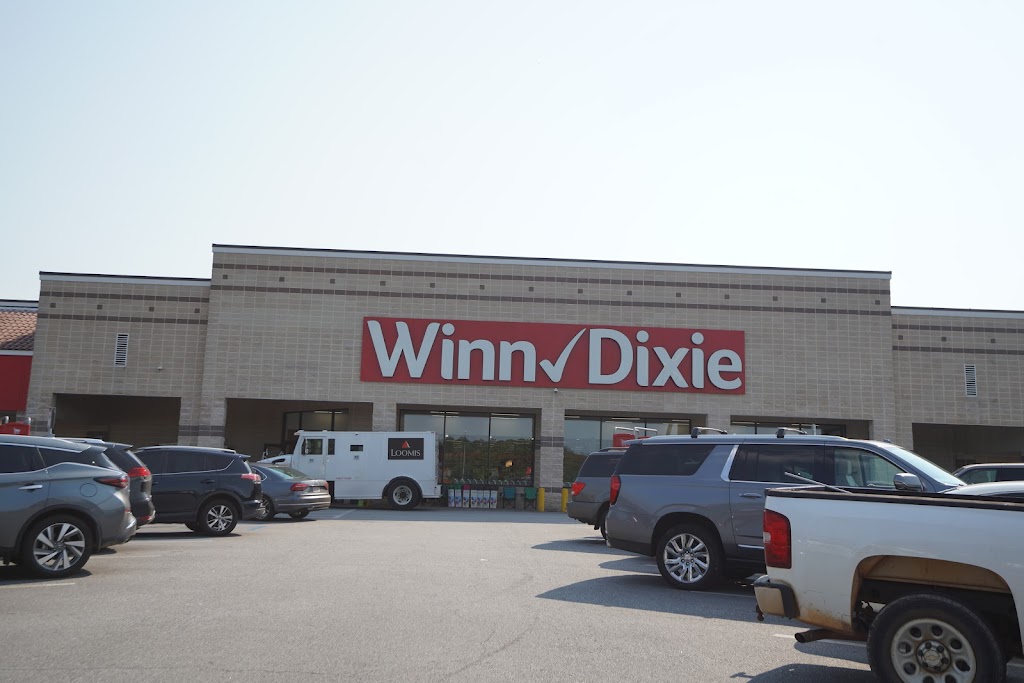 Winn-Dixie | 1061 US-280, Alexander City, AL 35010, USA | Phone: (256) 234-5141