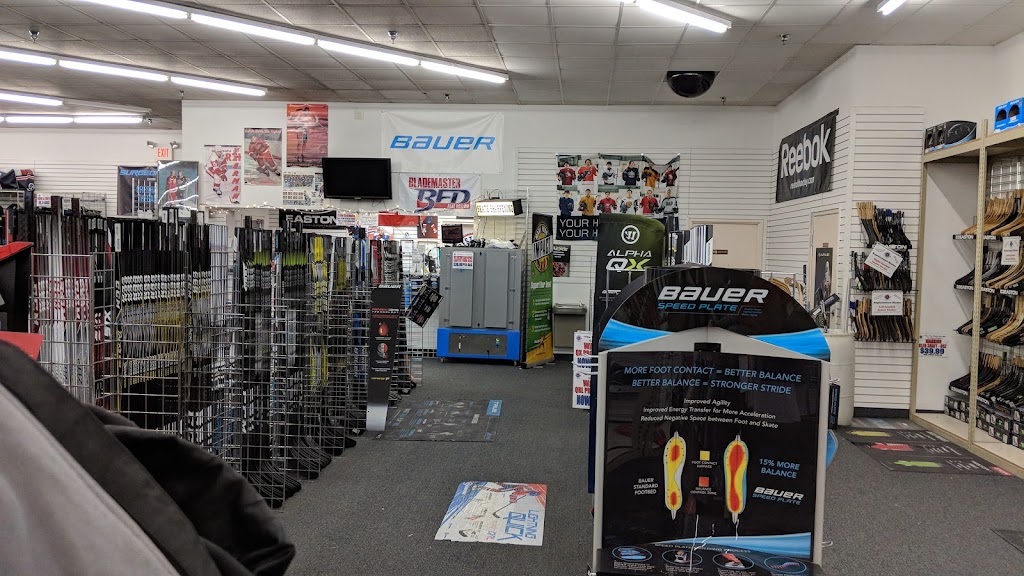 Peranis Hockey World | 37150 Van Dyke Ave, Sterling Heights, MI 48312, USA | Phone: (586) 264-7860