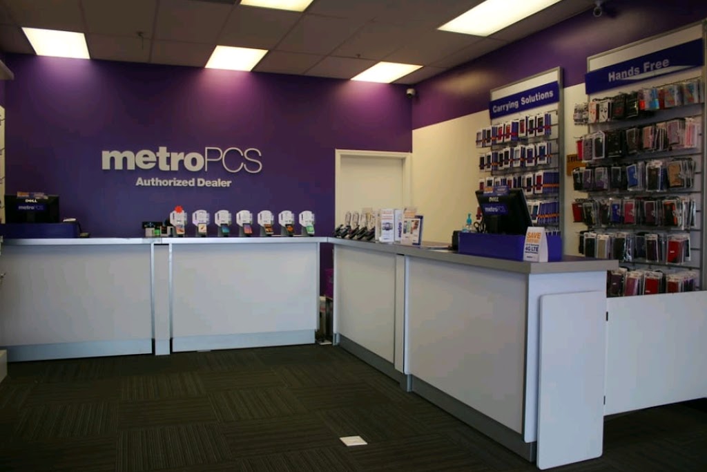 Metro by T-Mobile | 1422 First St, Livermore, CA 94550, USA | Phone: (925) 245-0761