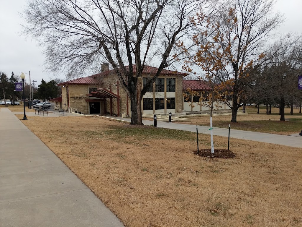 Southwestern College Deets Library | 100 College St, Winfield, KS 67156, USA | Phone: (620) 229-6225