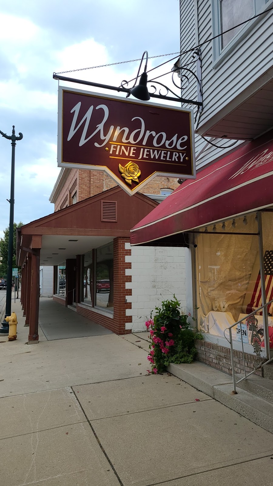 Wyndrose Fine Jewelry | W62N600 Washington Ave, Cedarburg, WI 53012, USA | Phone: (262) 375-1920