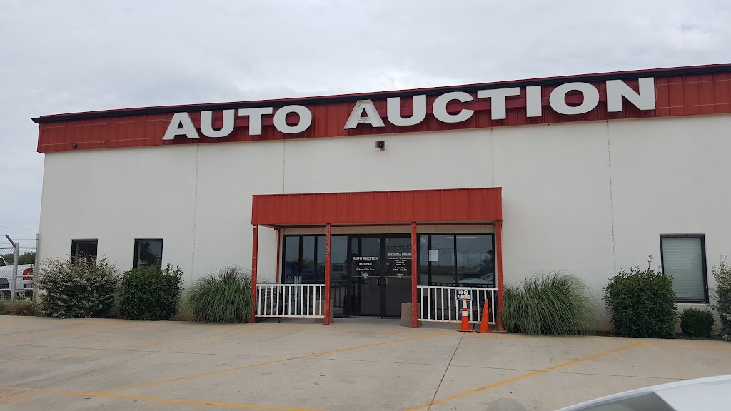 Route 66 Auto Auction-El Reno | 9739, 4399 OK-66, El Reno, OK 73036, USA | Phone: (405) 262-5471