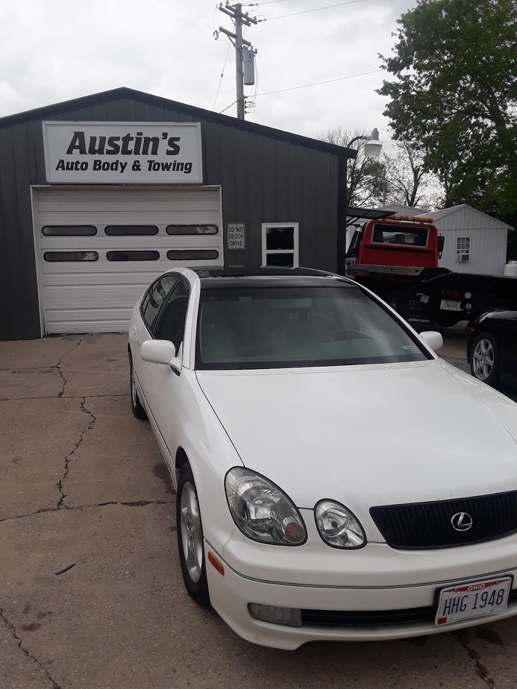 Austins Auto Body & Towing | 2384 Petersburg Rd, Hebron, KY 41048, USA | Phone: (859) 630-1944