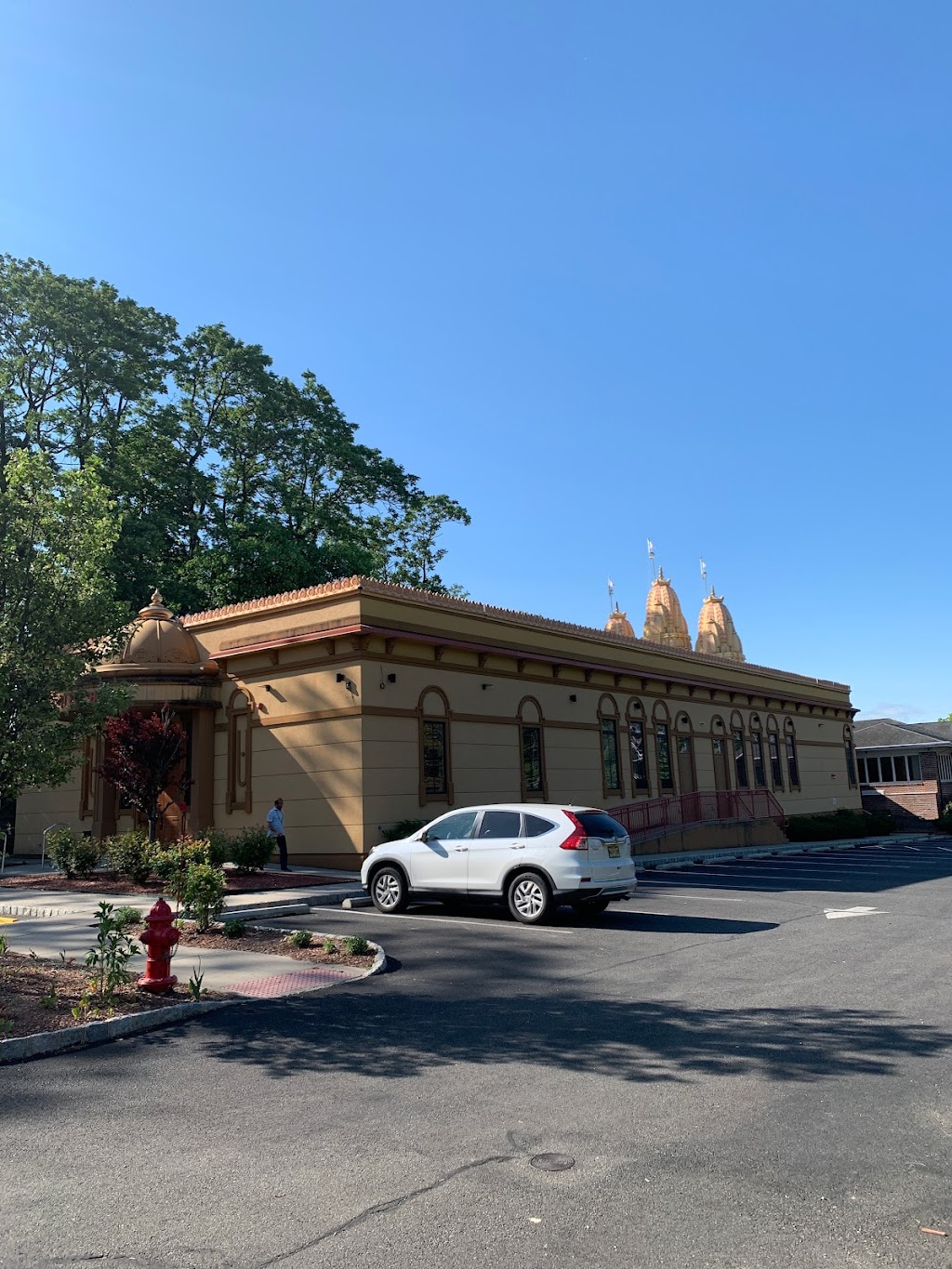 Shree Swaminarayan Hindu Temple Parsippany (ISSO) | 1699 US-46, Parsippany-Troy Hills, NJ 07054, USA | Phone: (973) 588-4529