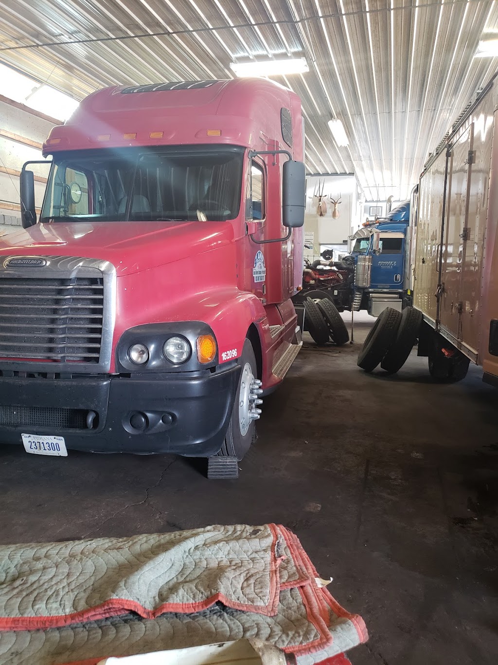 PKS Truck & Trailer Repair Inc. | 2121 Oakland Ave, Crest Hill, IL 60403, USA | Phone: (815) 409-7309 PKS Truck & Trailer Repair Inc. | 2121 Oakland Ave, Crest Hill, IL 60403, USA | Phone: (815) 409-7309
