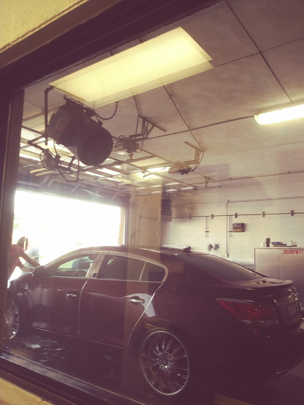 Auto Spa Full Service Wash | 10518 Lincoln Trail, Fairview Heights, IL 62208, USA | Phone: (618) 398-6811