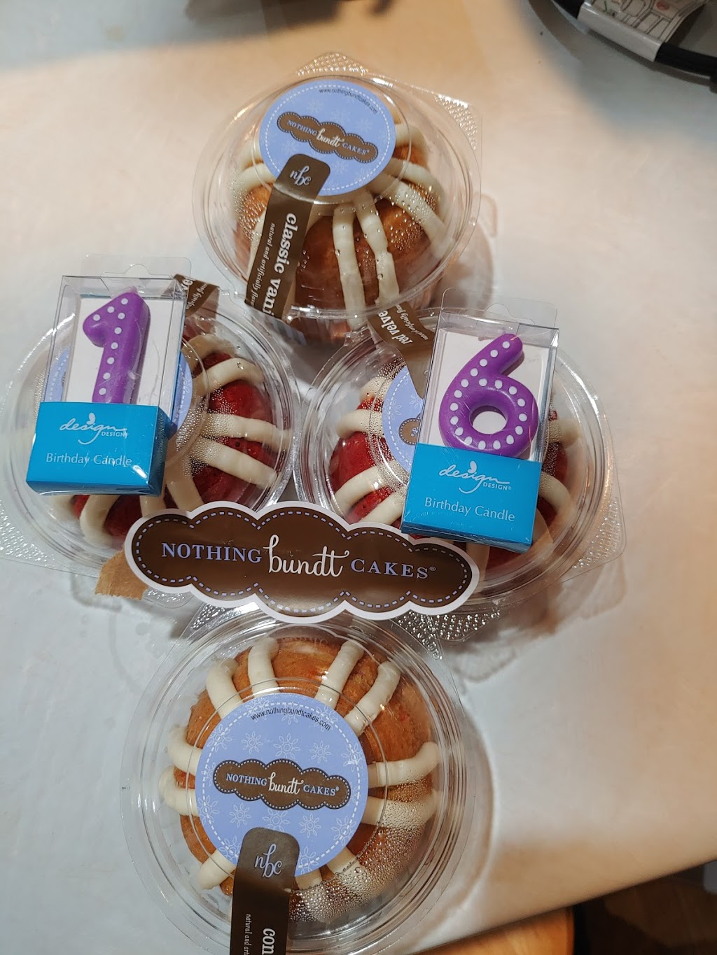 Nothing Bundt Cakes | 6409 Lima Rd, Fort Wayne, IN 46818, USA | Phone: (260) 209-4015