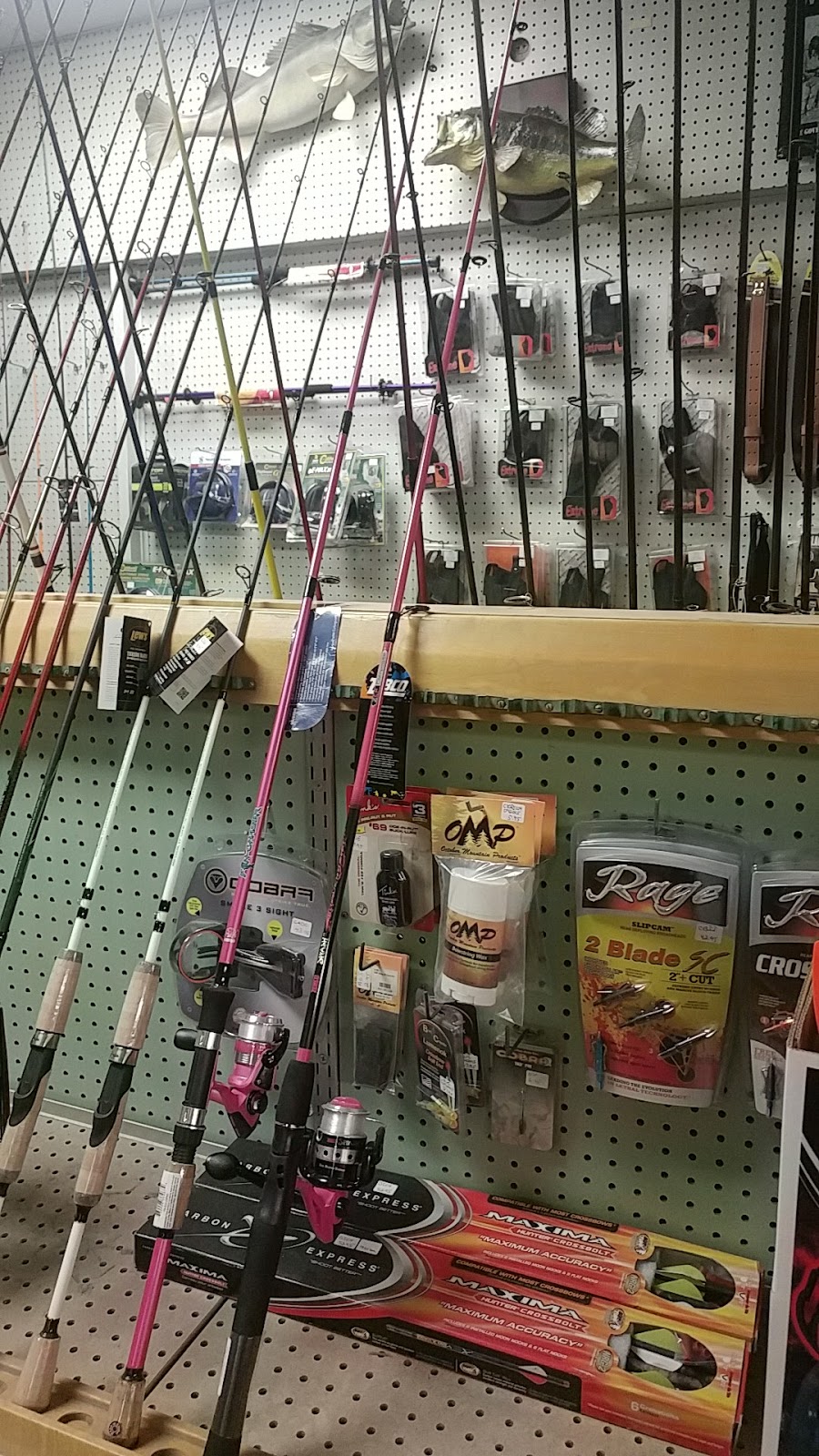 Robersons Sporting Goods | 6348 Germantown Rd, Middletown, OH 45042, USA | Phone: (513) 422-4191