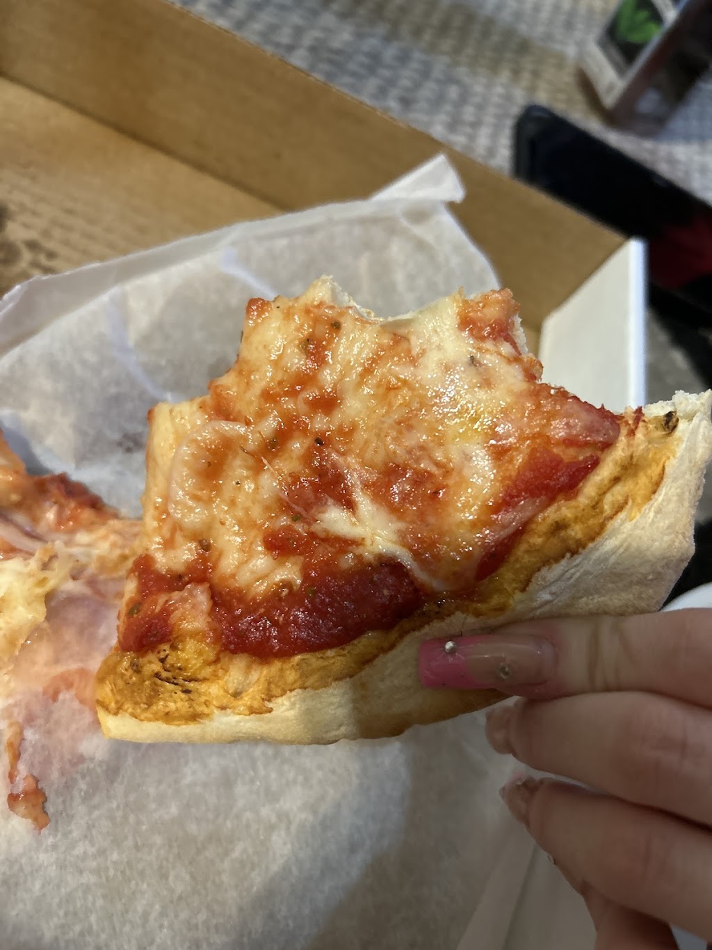 Hot Box Pizza & Wings | 6521 Library Rd, South Park Township, PA 15129, USA | Phone: (412) 831-2000