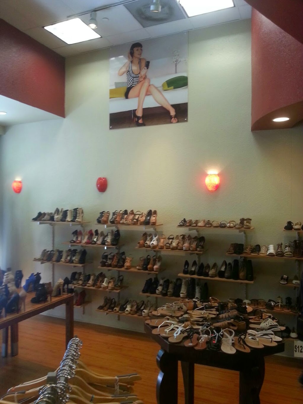 Fashion Club | 20 City Blvd W #417, Orange, CA 92868, USA | Phone: (714) 939-7759