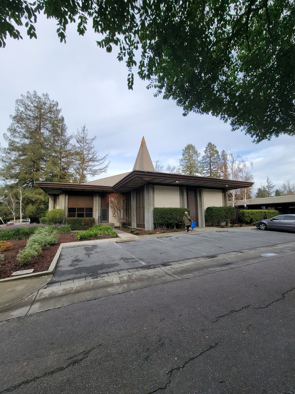 First Church of Christ, Scientist | 201 Ravenswood Ave, Menlo Park, CA 94025, USA | Phone: (650) 322-5600