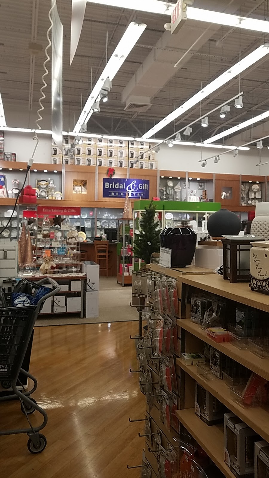 Bed Bath & Beyond | 1560 Lake Woodlands Dr, The Woodlands, TX 77380, USA | Phone: (281) 292-9902