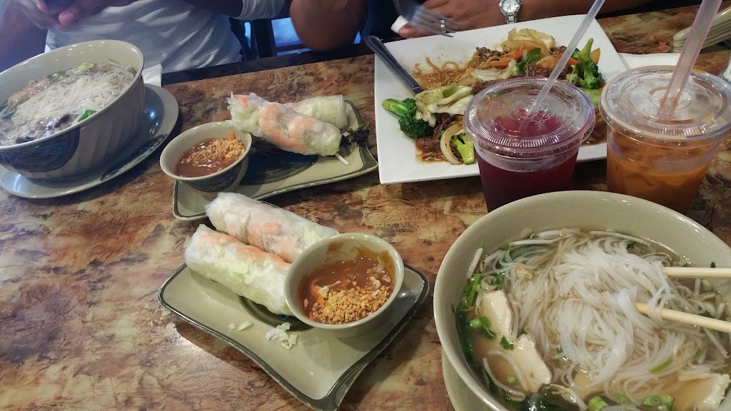 Pho Mely | 14351 Clark Ave, Bellflower, CA 90706, USA | Phone: (562) 920-0224