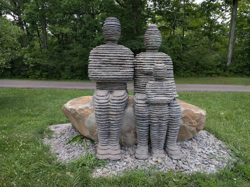 Pyramid Hill Sculpture Park & Museum | 1763 Hamilton Cleves Rd, Hamilton, OH 45013, USA | Phone: (513) 868-1234