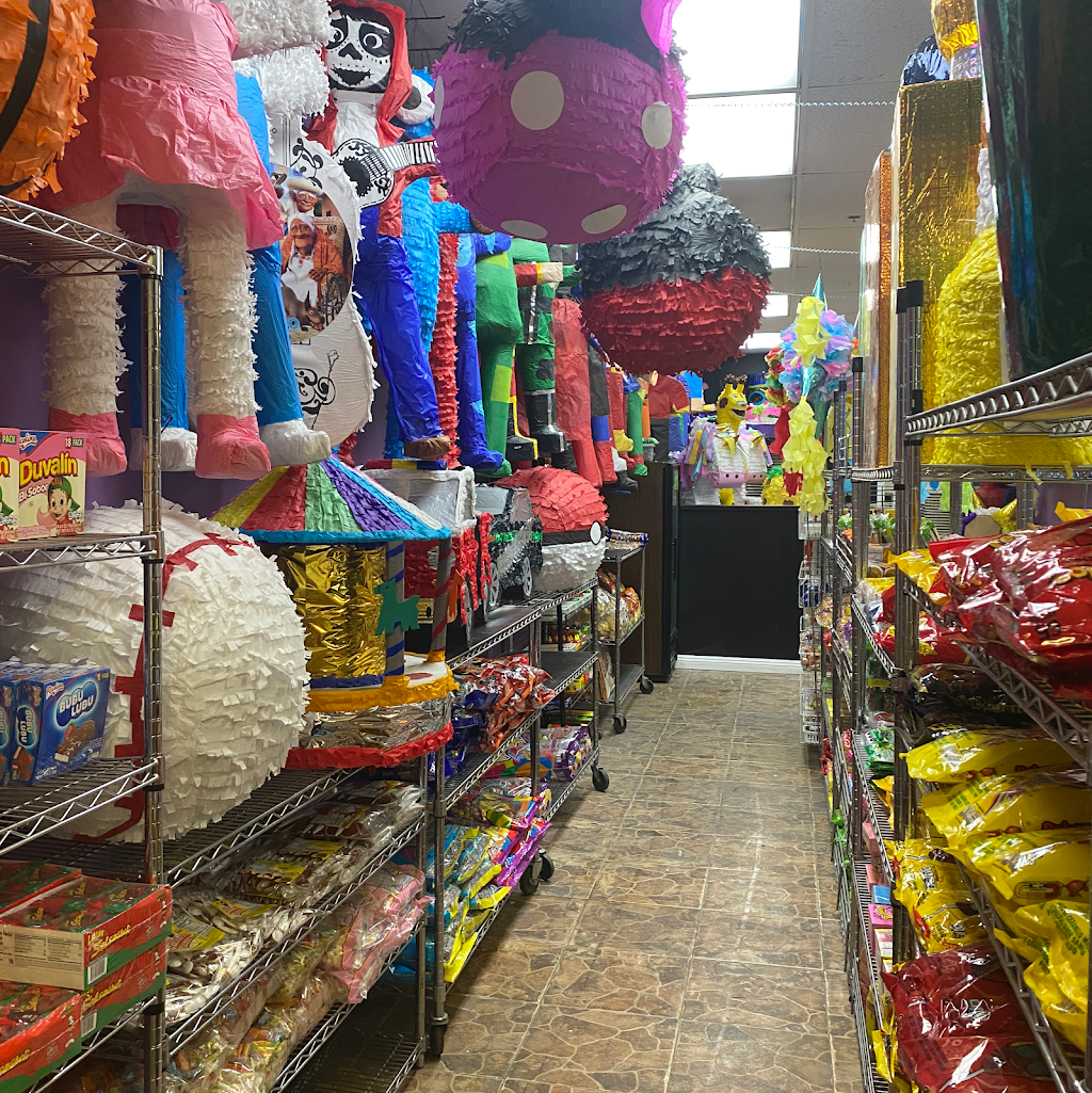 La Pinata Magica | 3294 N Garey Ave, Pomona, CA 91767, USA | Phone: (909) 706-8084