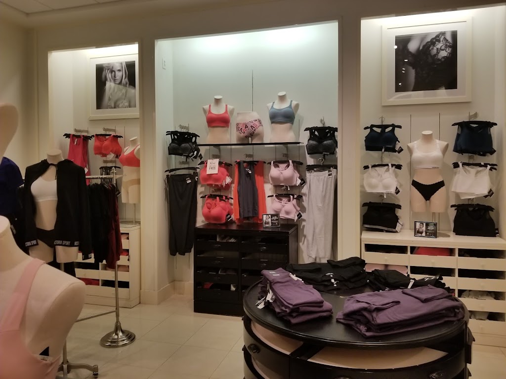 Victorias Secret & PINK | 4081 Waller Creek bldg-r 140, Highland Village, TX 75077, USA | Phone: (972) 317-3814