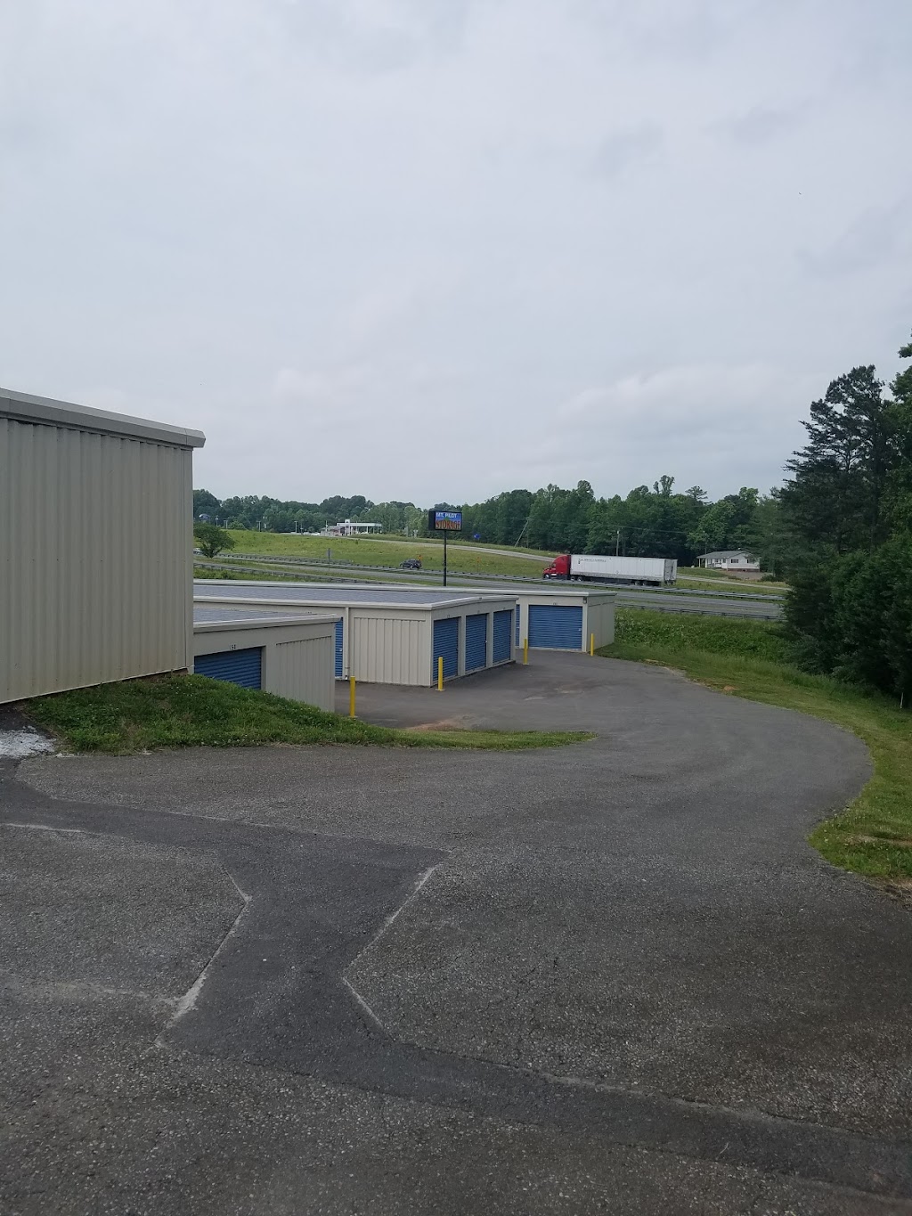 Mt Pilot Self Storage | 3109 Old US 52 S, Pilot Mountain, NC 27041, USA | Phone: (336) 368-5522