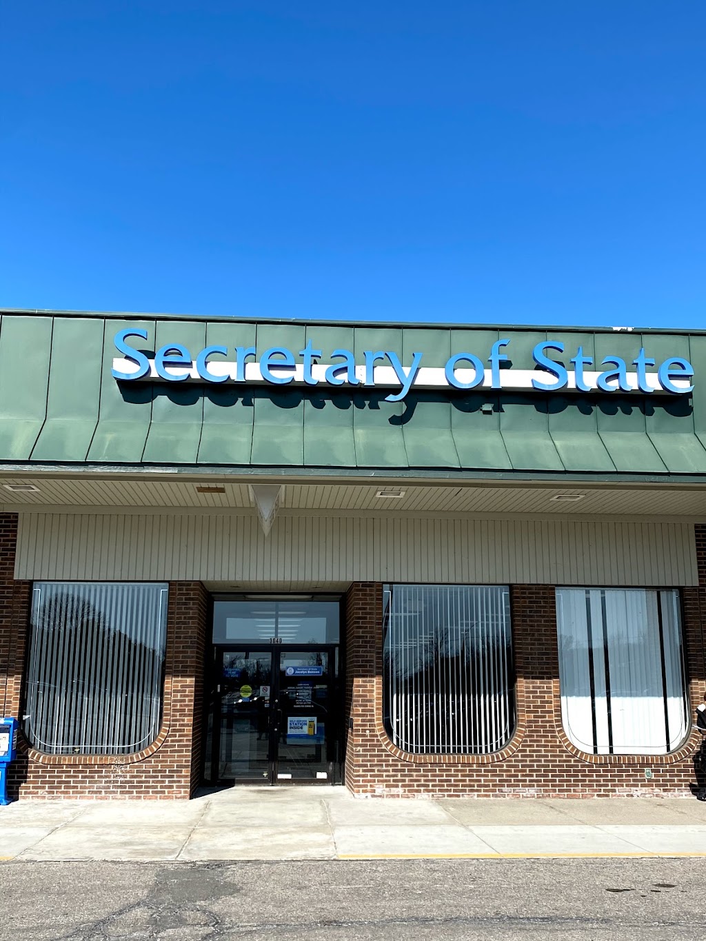 Secretary of State office | 3040 Van Horn Rd, Trenton, MI 48183 | Phone: (888) 767-6424