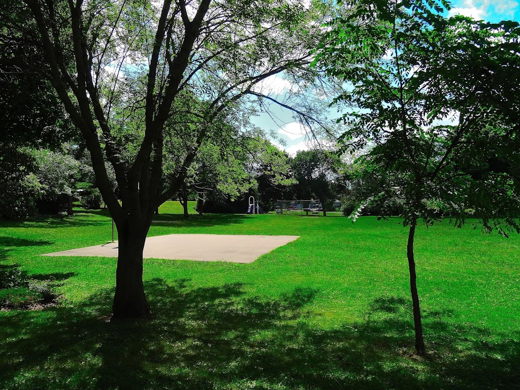 Wheeler Heights Park | Wheeler Heights Park, 4410 Northview Dr, Madison, WI 53704, USA | Phone: (608) 266-4711