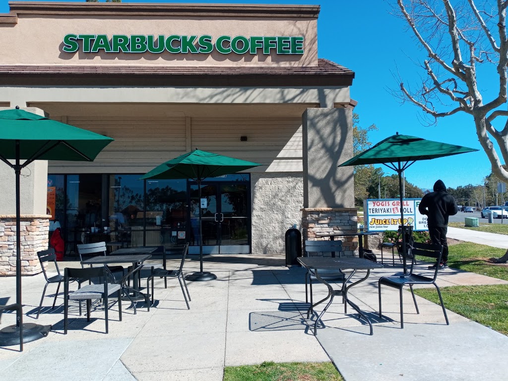 Starbucks | 22331-A El Toro Rd, Lake Forest, CA 92630, USA | Phone: (949) 380-7808