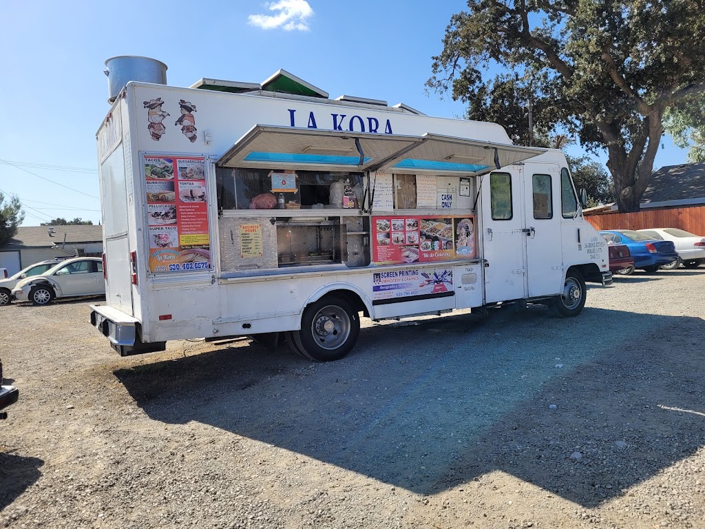 La Kora Taco Truck | 7 W Kentucky Ave, Woodland, CA 95695, USA | Phone: (530) 402-6575