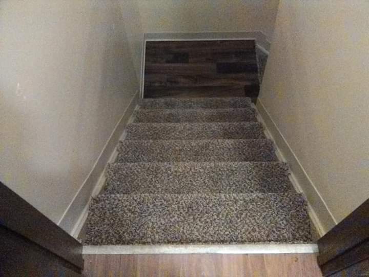 BAILEYS FLOORING CARPET And Vinyl Installation | 1821 Harvard St, Hamilton, OH 45015, USA | Phone: (513) 225-9659