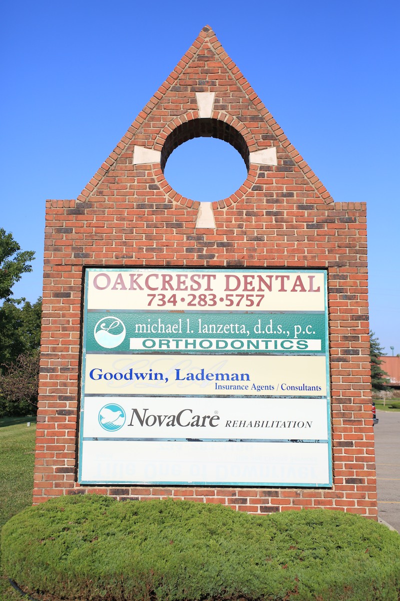 Oakcrest Dental Center | 20302 Eureka Rd, Taylor, MI 48180 | Phone: (734) 283-5757