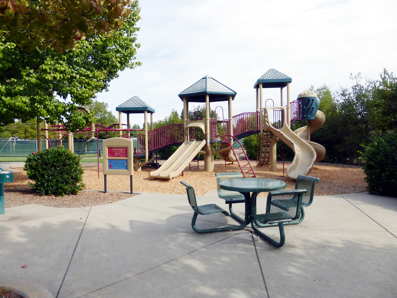 Douglas Ranch Park | 5250 Stirling St, Granite Bay, CA 95746, USA | Phone: (530) 886-4901