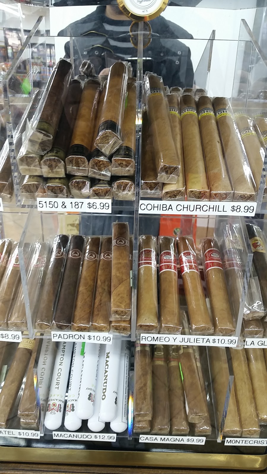 Lakeside Liquor | 31737 Riverside Dr, Lake Elsinore, CA 92530, USA | Phone: (951) 245-1620