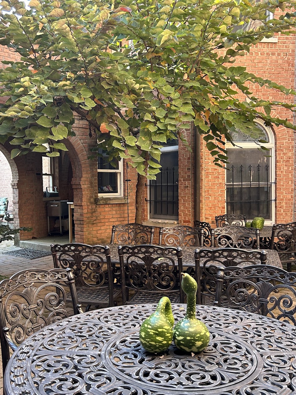 Brian Manor | 129 OH-122, Lebanon, OH 45036, USA | Phone: (513) 836-3071