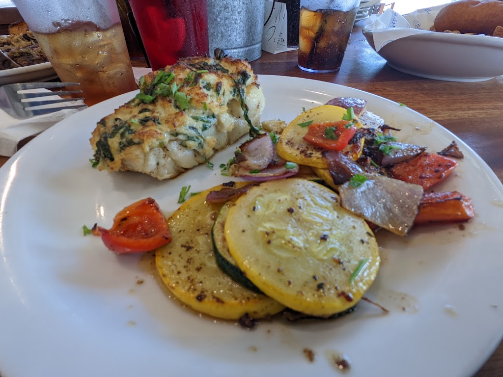 Salt Life Food Shack | 17 N Fletcher Ave, Fernandina Beach, FL 32034, USA | Phone: (904) 432-7385