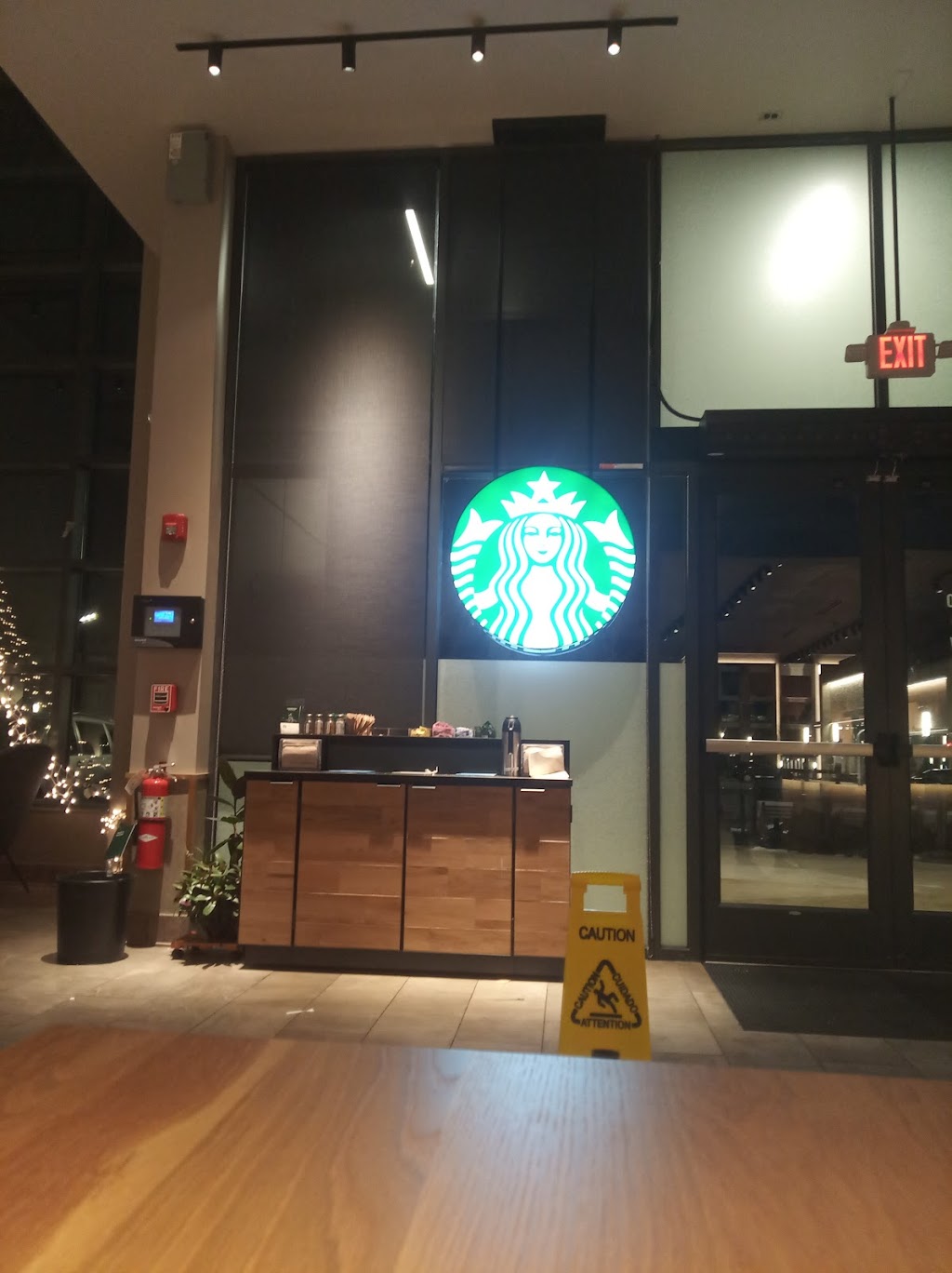 Starbucks | 1011 Morris Ave, Union, NJ 07083, USA | Phone: (732) 404-7805