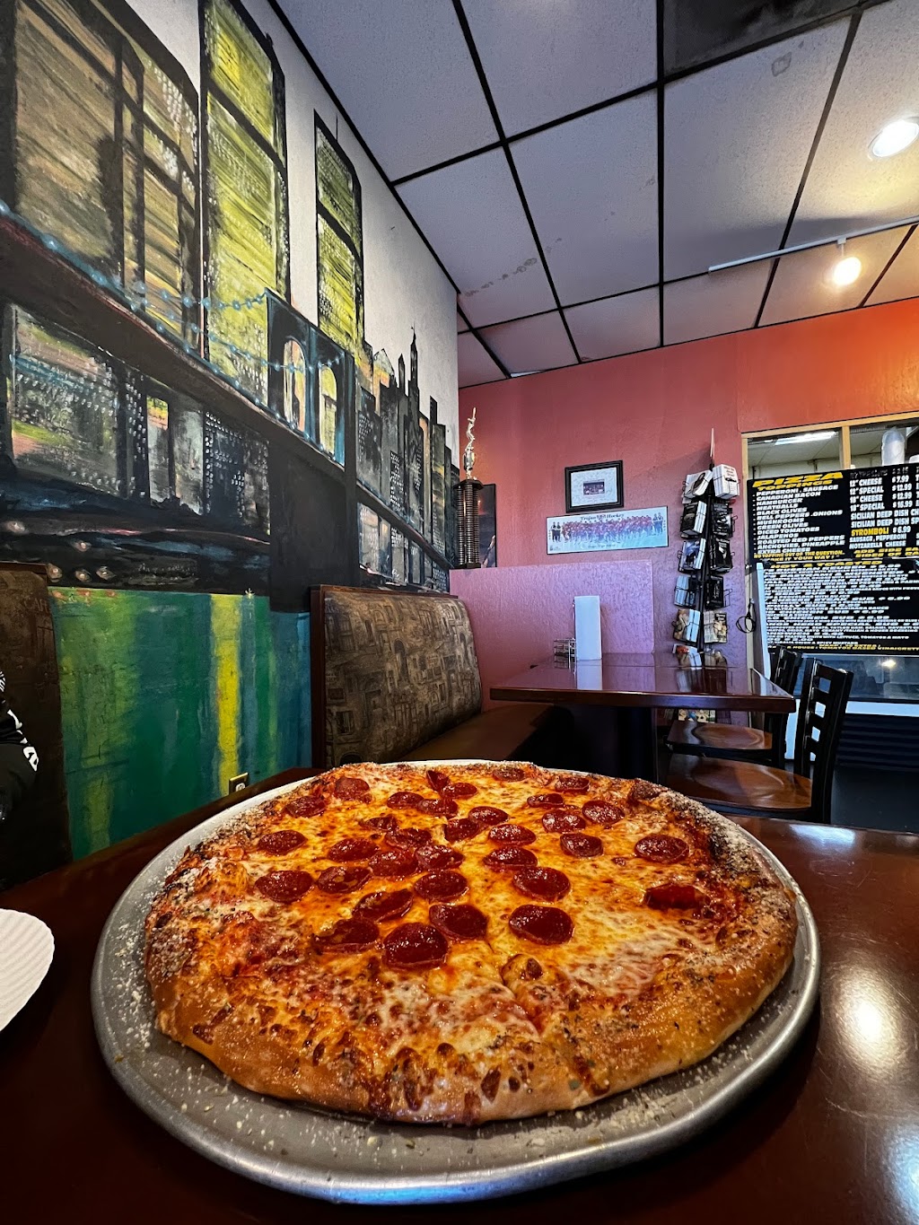 New York Pizza & Deli | 304 S Industrial Blvd, Euless, TX 76040, USA | Phone: (817) 358-9200