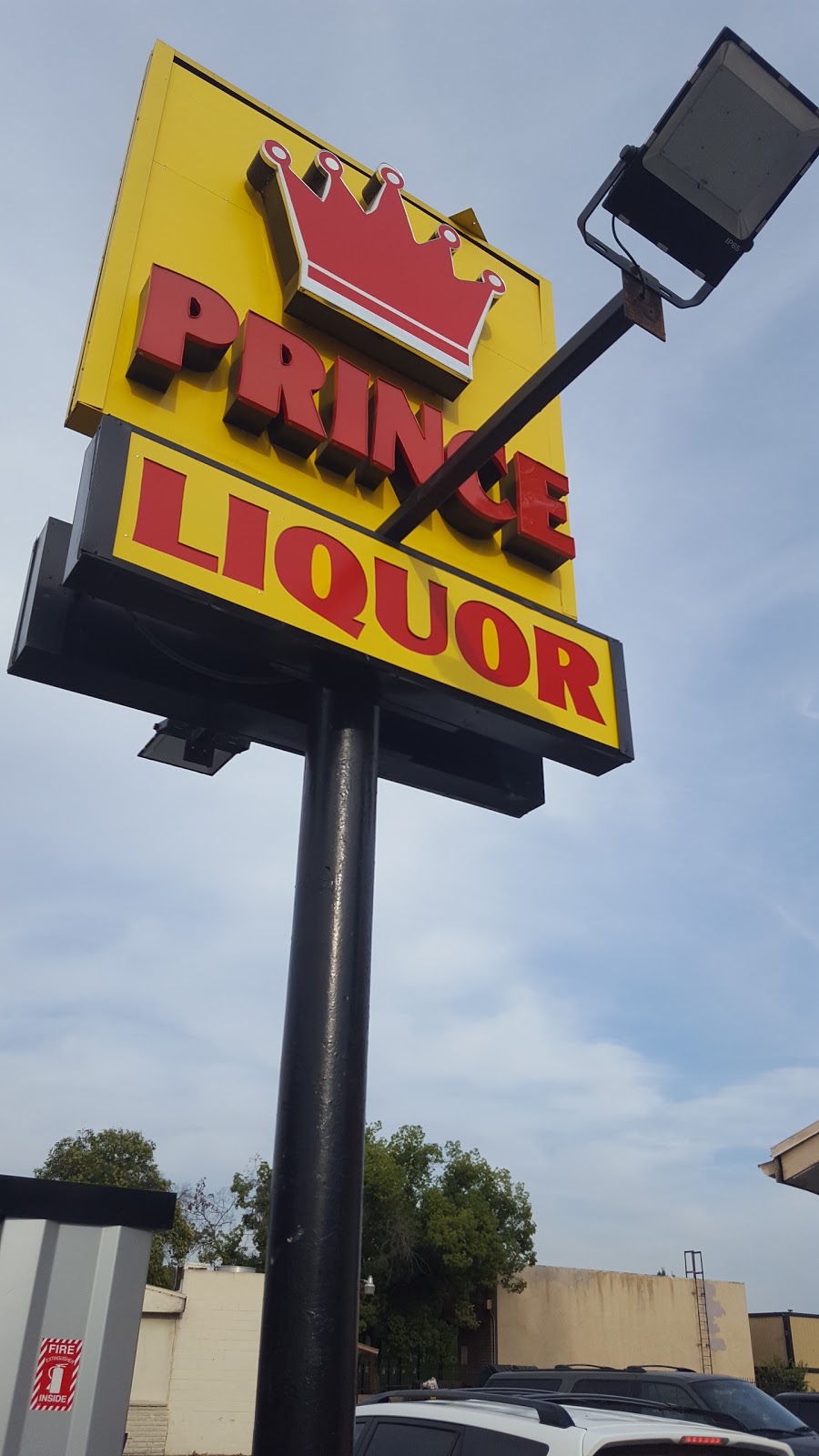 Prince Food & Gas | 133 W Walnut Ave, Visalia, CA 93277, USA | Phone: (559) 733-5315