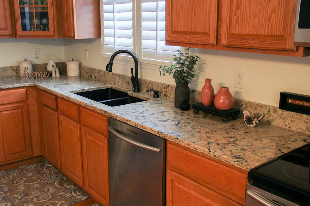 K&D Countertops | 7 N Lincoln St, Trenton, IL 62293, USA | Phone: (618) 224-9635