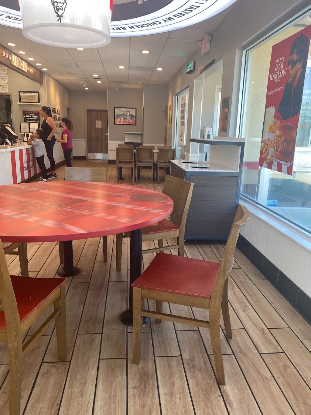 KFC | 8080 Wren Ave, Gilroy, CA 95020, USA | Phone: (408) 842-4550