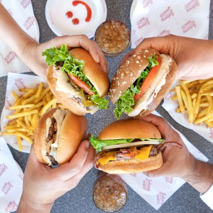 Johnny Rockets Rock N Fun | 91-5431 Kapolei Pkwy, Kapolei, HI 96707, USA | Phone: (808) 670-2626