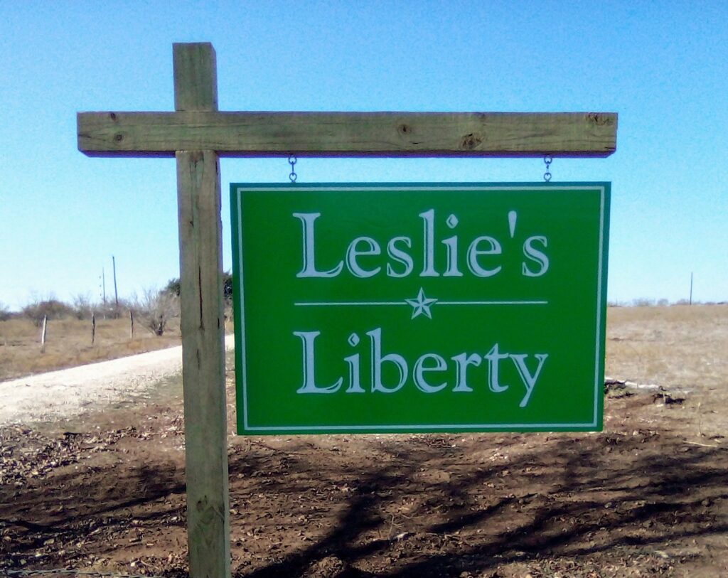 Leslies Liberty Bed & Breakfast | 3257 Co Rd 204, Liberty Hill, TX 78642, USA | Phone: (214) 897-5776