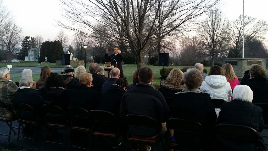 Sherwood Memorial Gardens | 7067 Cleveland Rd, Wooster, OH 44691, USA | Phone: (330) 345-7700