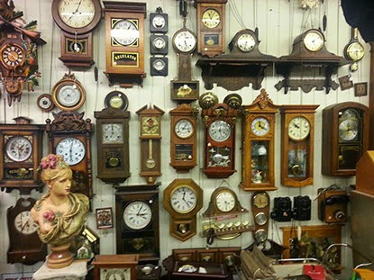 Frankly Antiques | 2045 Dixie Hwy, Waterford Twp, MI 48328, USA | Phone: (248) 390-2568