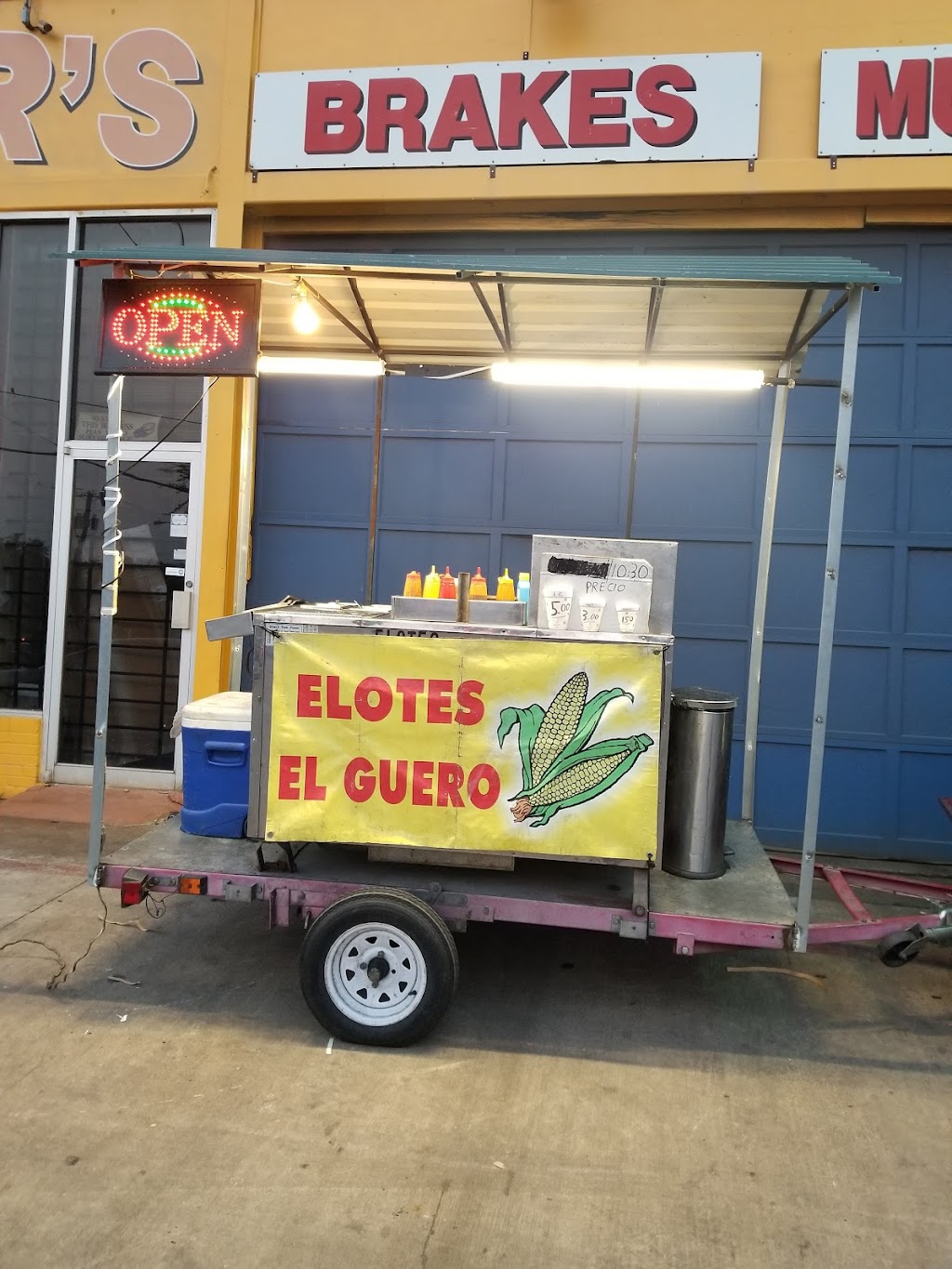 Elotes El Guero | 420 W Illinois Ave, Dallas, TX 75224, USA | Phone: (469) 274-3778