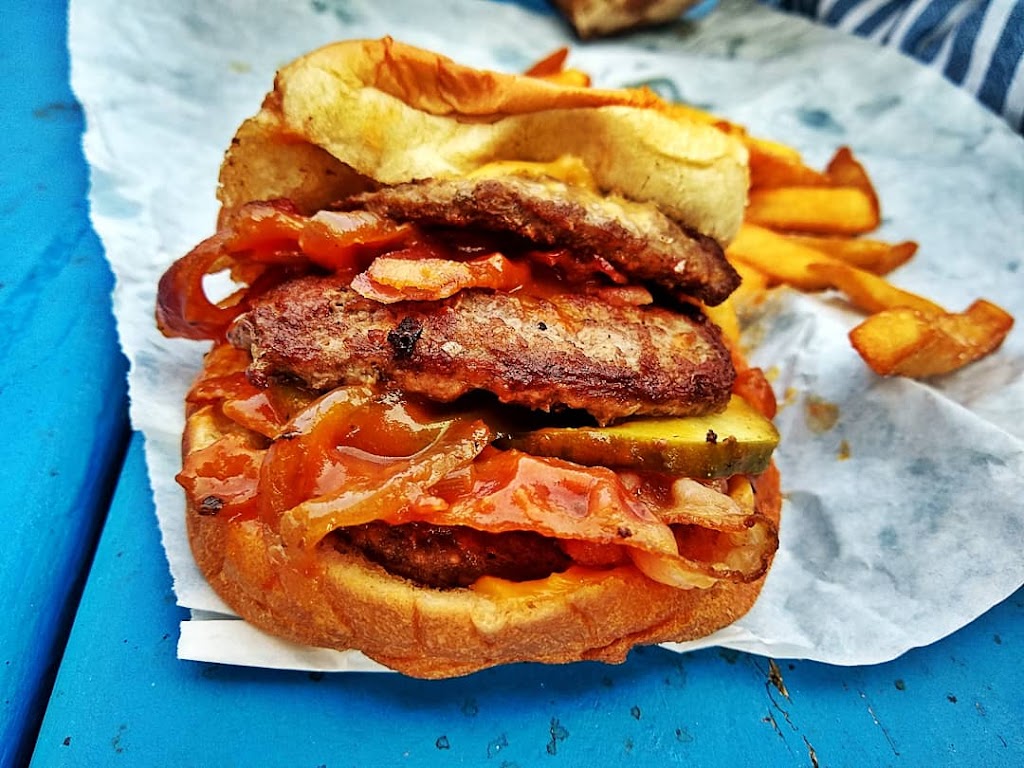 Blue Sky Ice Cream & Hamburgers | 15155 Huron River Dr, Romulus, MI 48174, USA | Phone: (734) 941-2583