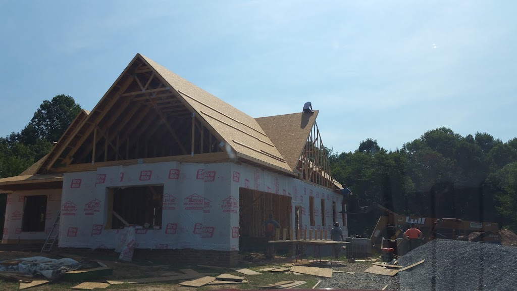 Mike Capeharts Roofing | 112 Oak Point Dr, King, NC 27021, USA | Phone: (336) 399-5096