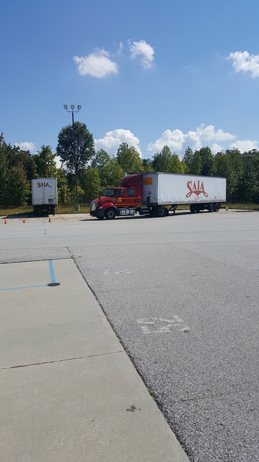 Saia LTL Freight - moving company  | Photo 8 of 10 | Address: 2765 Anvilblock Rd, Ellenwood, GA 30294, USA | Phone: (404) 635-5000