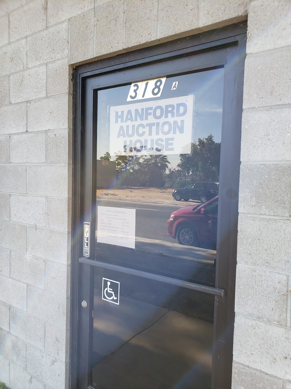 Hanford Auction House | 318 E 4th St, Hanford, CA 93230, USA | Phone: (559) 816-6580