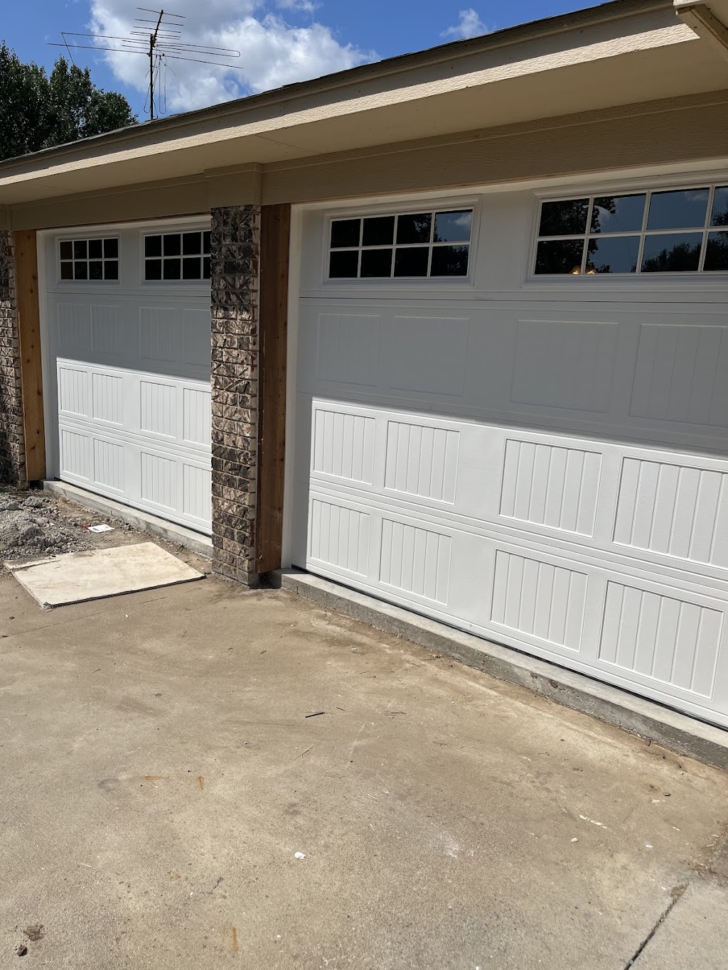 Muskogee Overhead Door | 18 W Southside Blvd, Muskogee, OK 74401, USA | Phone: (918) 683-2162