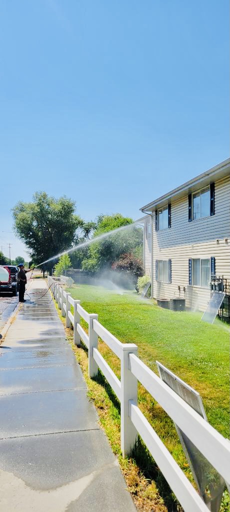 R-1 Powerwash | 1875 Suzan Dr, Meridian, ID 83642, USA | Phone: (208) 602-8095