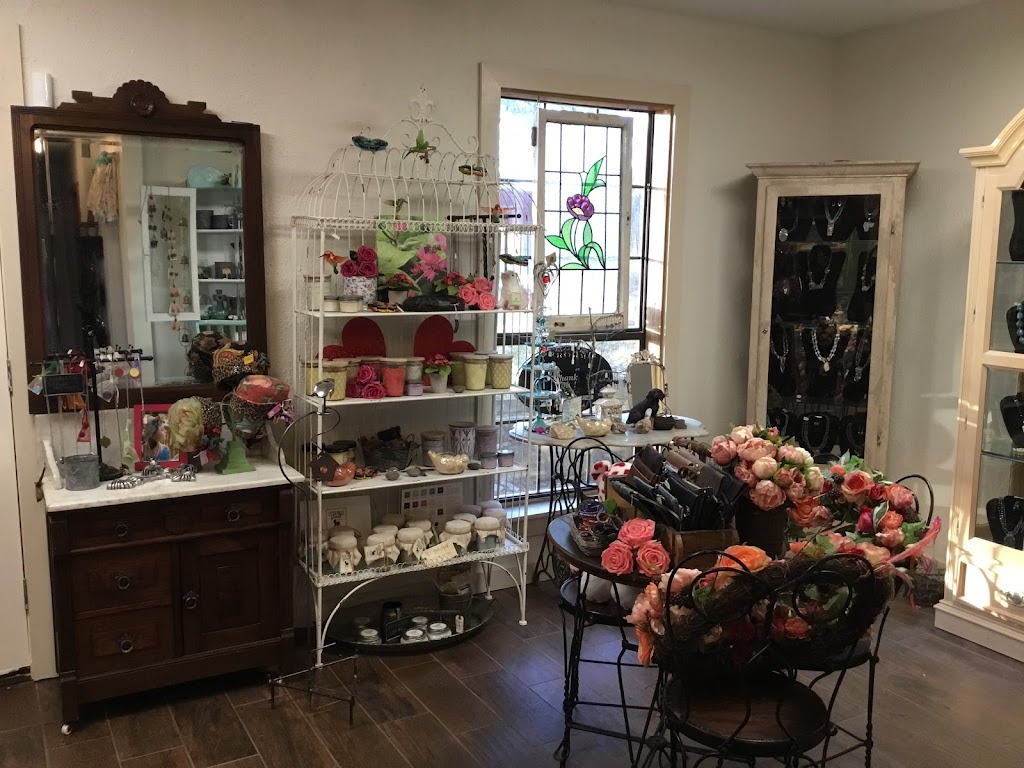 Plantiques Floral | 26121 Levi Ln, San Antonio, TX 78260, USA | Phone: (210) 284-0288