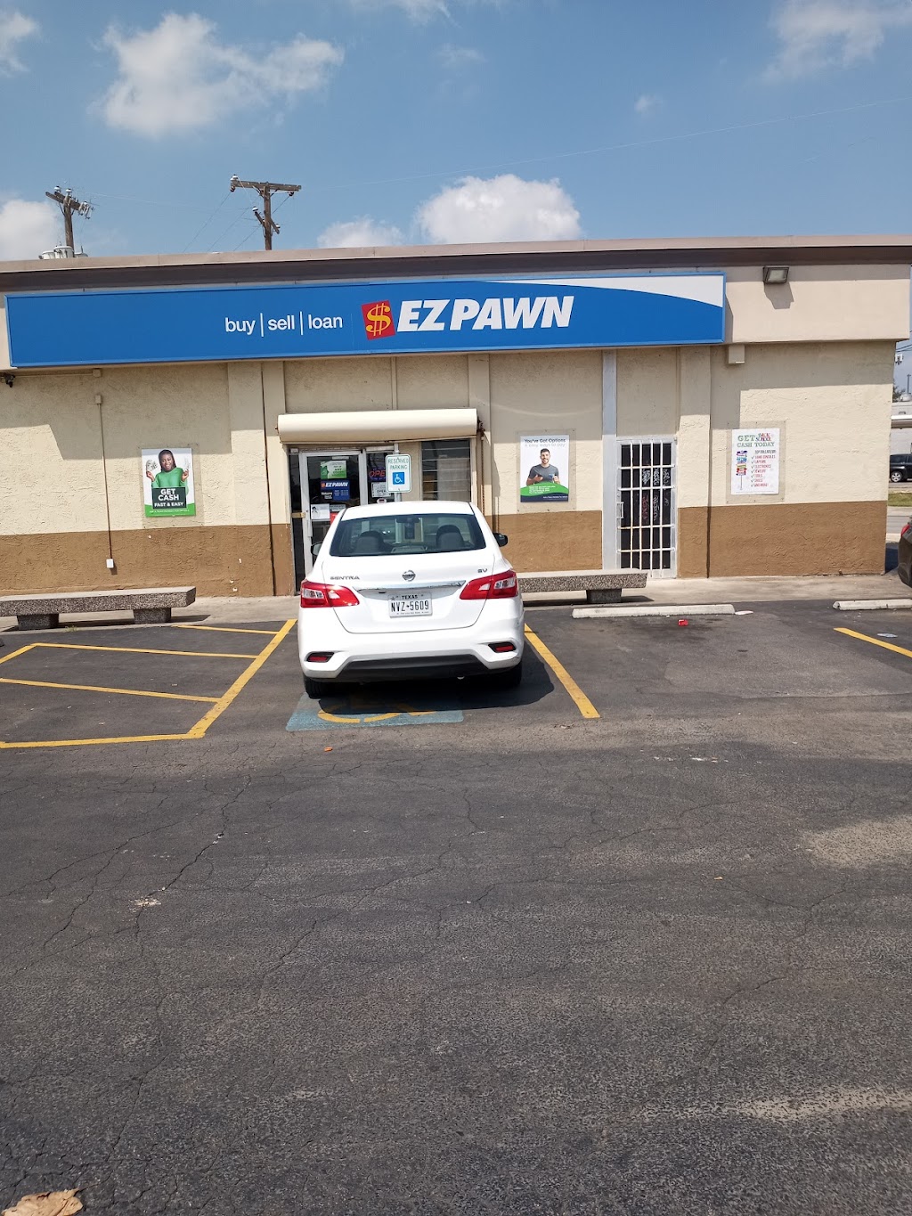 EZPAWN | 949 Bandera Rd, San Antonio, TX 78228, USA | Phone: (210) 436-1291